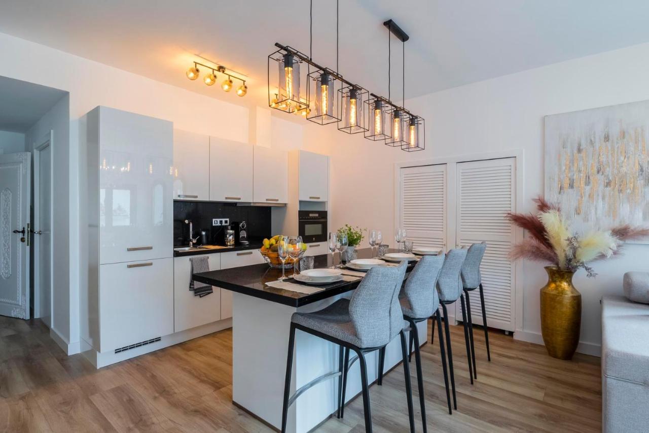 Puerto Banus Second Line, Luxury Apartement Marbella Zewnętrze zdjęcie